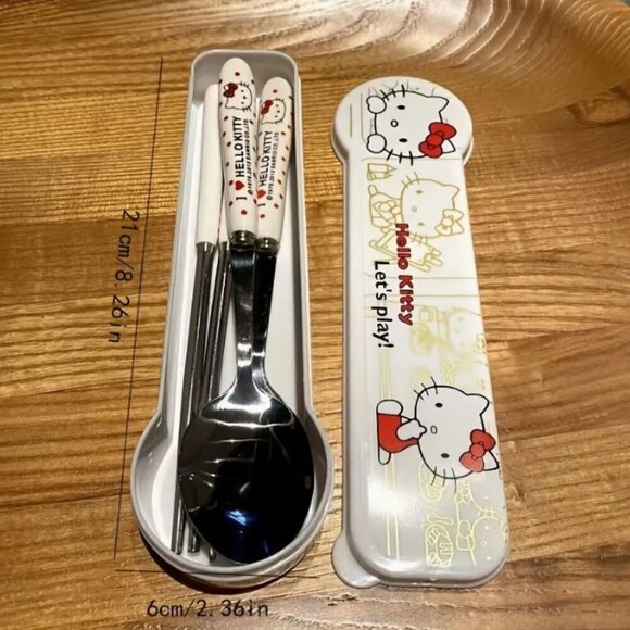 Hello Kitty Stainless Steel Cutlery Set with Case NWT - Picture 3 of 3